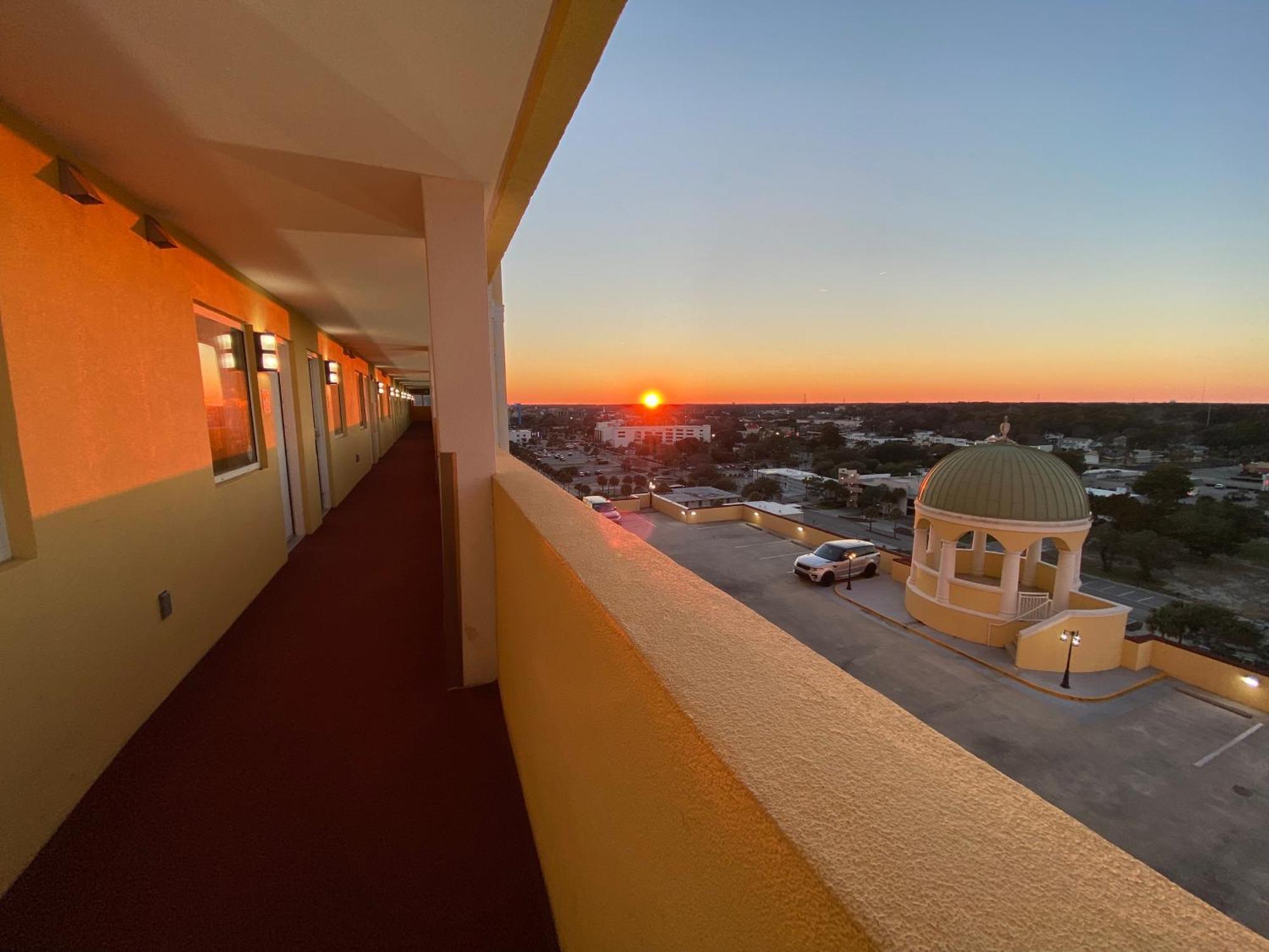 Camelot By The Sea Ocean Front Condo Myrtle Beach Buitenkant foto